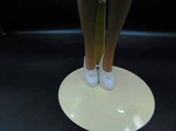 tonner blonde blue print b